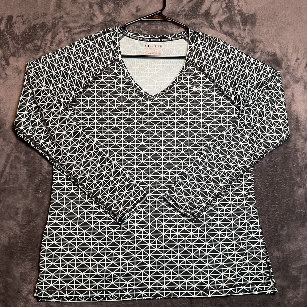 Under Armour HeatGear Shirt Womens XL Black Blue Geometric Fitted V-Neck Workout